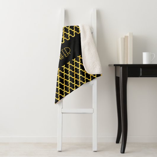 モノグラム金ゴールド及び黒色角箔模様 シェルパブランケット (インサイチュ)