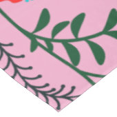 モノグラム風 レトロモダン ピンクの花柄 テーブルクロス (アングル)
