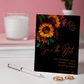 モノグラム黒焦げオレンジの結婚式の日付を保存