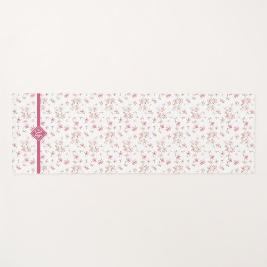 モノグラム|の柔らかいピンクの水彩画の花模様 ヨガマット (正面(横))