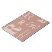モノグラム オーダーメイド バラ色 タイポグラフィー ノートブック (左側)