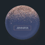 モノグラム グリッター ブラッシュ ピンク ローズ ゴールド ネイビー ブルー ペーパープレート<br><div class="desc">ローズゴールド - ブラッシュピンクとネイビーブルーのフェイクグリッターが輝く エレガントでモダンな Chic トレンディ ラグジュアリー モノグラム紙パーティープレート。これらのモノグラム - あなた自身の名前をカスタマイズしたプレートは、名前を更新して、誕生日パーティー、結婚式、法人活動、バチェロレッテ、ブライズシャワー、またはベイビーシャワーパーティーで使用できます。</div>