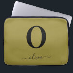 モノグラム スクリプト 名前 オーダーメイド ゴールド ブラック ラップトップスリーブ<br><div class="desc">このスタイリッシュなモノグラムとエレガントなスクリプトネームのデザインは、誕生日、ウェディングギフト、ブライズシャワー、またはその他の特別な機会のプレゼントとして最適です。 名前のイニシャルとフルネームをカスタマイズすることができます。</div>