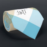 モノグラム ネクタイ<br><div class="desc">ブラウン、ブルー、ホワイトとモノグラムのネクタイなしのテーラードスーツはカスタム何？自分と愛する人たちのために一つの種類の絆を作りなさい。自分の画像やパターユニークンをアップロードしたり、オフィスや街の夜にスタイリッシュ何千人ものデザインを衣服にブラウズしたりする。金ゴールドクラブ、ボール、ティー、グローブ55インチの長さ、4インチの幅（最も広い点）で設計。フルカラー鮮やかで印刷。100%ポリエステル、絹のような仕上げ。ドライクリーニング。最小発注数量なし。</div>