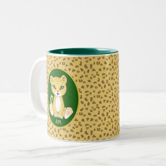 モノグラム&ヒョウonグリーンブラウン&ゴールデンベージュ ツートーンマグカップ (正面左)