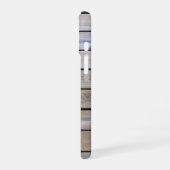 モノグラム ビーチウッド背景 iPhone 16ケース (左側面)