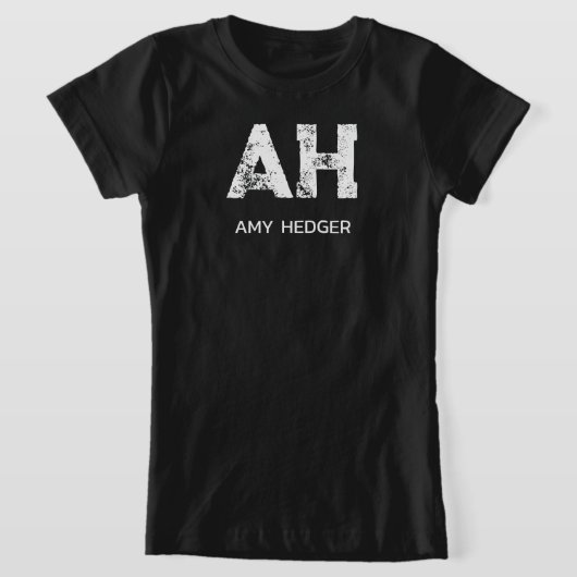 モノグラム ブラック シンプル ホワイト イニシャル 名前 縮小 Tシャツ (レイダウン)