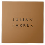 モノグラム ブラック ミニマリスト ブラウン タイル<br><div class="desc">洗練されたタイムレスなモノグラムが、豊かなブラウンの背景に映え、ミニマリストのエレガンスをそのまま表現しています。暖かな背景にブラックのイニシャルが対照的に配置され、バランスのとれた高級感のあるデザインが生まれ、どんなシーンにも個人的な洗練さを加えるのに最適です。</div>