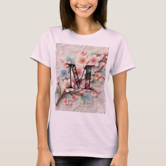モノグラム レース フラワー ピンク パステル 桜 Tシャツ (正面)