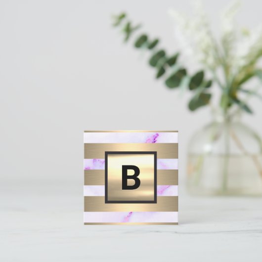 モノグラム |金ゴールドメタルストライプ |パープル大理石 スクエア名刺 (スタンド正面)