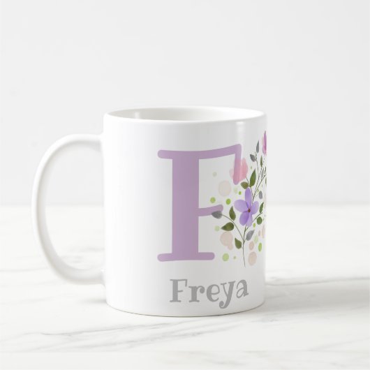 モノグラムFと名前Freyaと花のデザイン コーヒーマグカップ (左)