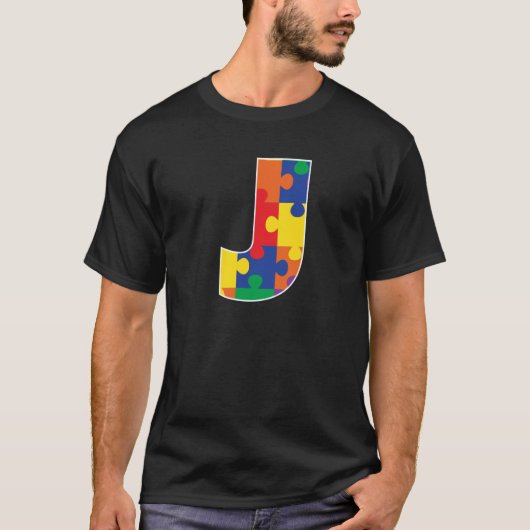 モノグラムJ数々のカラーパズルピース Tシャツ (正面)