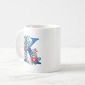 モノグラムK装飾付きフローラデザイン コーヒーマグカップ (正面左)