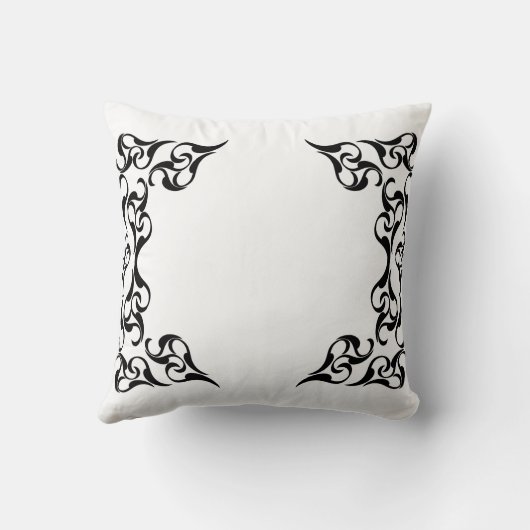 モノグラムRの装飾用クッション王室のな紋章付き外衣 クッション (裏面)