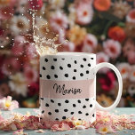 モノグラモダンム名 |パステルピンク&ブラックドット コーヒーマグカップ<br><div class="desc">モノグラモダンム名 |パステルピンク&ブラックドット</div>