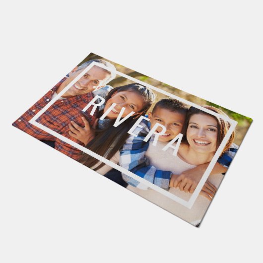 モノグラモダンム家族の写真形式 ドアマット (アングル)