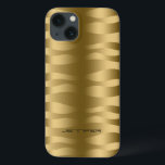 モノグラーム金属金ゴールド波形ゼブラストライプ iPhone 13ケース<br><div class="desc">金ゴールド金属波縞模様カスタムとオプションのモノグラム</div>