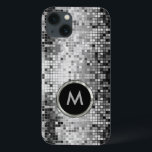 モノグラーム金属銀シークインレトログリッター iPhone 13ケース<br><div class="desc">モノグラーム金属銀配列。レトロ70のディスコのボールの鏡と輝きらきら光るきを持つ。このデザインを多くのトーンで探す。紫の青の緑のピンクと要求することができますあなたの色お気に入りの。それは画像パターンであり、実際の順序ではない。</div>