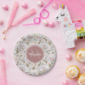 モノグラ淡い色のムと名前を持つピンクのバラ模様 ペーパープレート (パーティー)