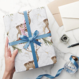 モミの枝とピネコンのかわいいトナカイ模様 ラッピングペーパー