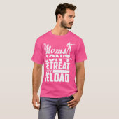 モムズリトリートしない彼らはプロの銃のシャツをリロード Tシャツ (正面フル)