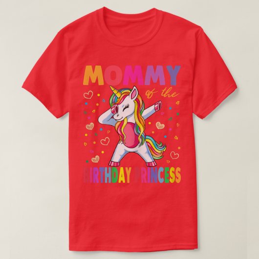 モムームオブザ誕生日プリンセスマザーガールユニコーン Tシャツ (デザイン正面)
