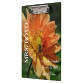 モモのダリアが付いている先生のクリップボード クリップボード (左)