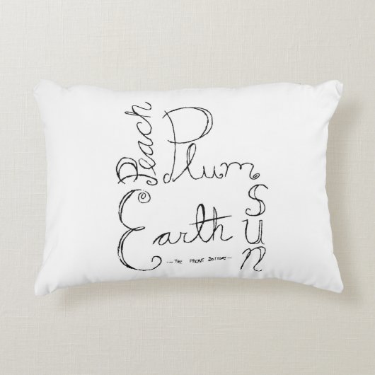 モモの枕 アクセントクッション (正面)