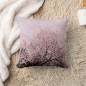 モモの花の枝トスの枕 クッション (ブランケット)