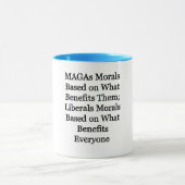 モラル対モラル自由主義のMAGA マグカップ (中央)
