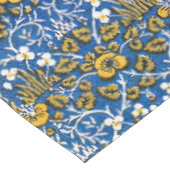 モリスヴィンテージ1882青い背景の花模様 テーブルクロス (アングル)