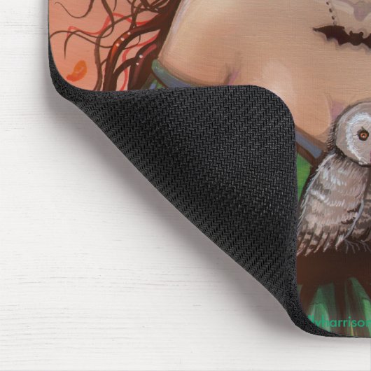 モリー・ハリソンによる「魔女とフクロウのマウスパッド」 マウスパッド (コーナー)