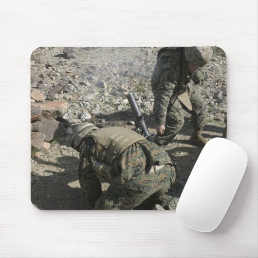 モルタルメンは耳を覆い目を避ける マウスパッド (マウス)