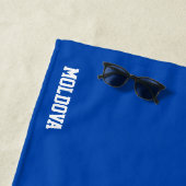 モルドバ国旗の壮麗な愛国心 ビーチタオル (インサイチュ)