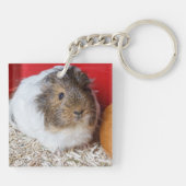 モルモットが檻の中に キーホルダー (裏面)