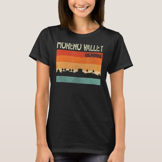 モレノバレーカリフォルニアタウンスカイライン Tシャツ (正面)