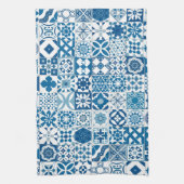 モロッコのタイル – 青と白 キッチンタオル (縦)