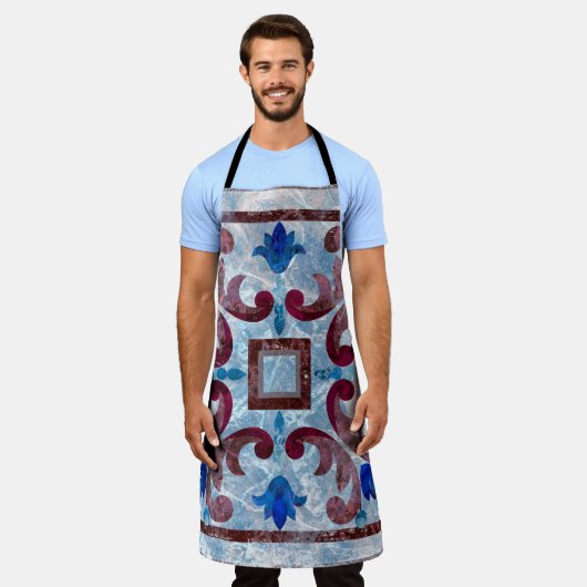 モロッコイタリアンパターン抽象付きヴィンテージタイル エプロン (着用した状態)