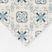 モロッコオーナメントブルークリームエスニックスタイリッシュイースト フリースブランケット (角)