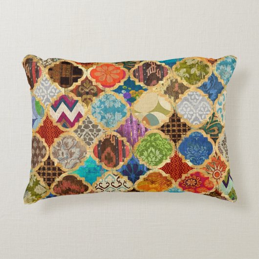 モロッコカラフル金ゴールドクールパタモダンーンBoho アクセントクッション (正面)