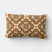 モロッコタイルパターン – 錆と褐色 ランバークッション (裏面)
