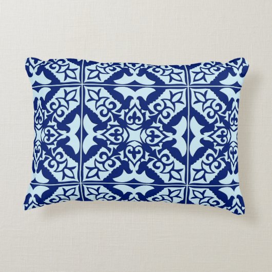 モロッコタイル – 海軍とライトブルー アクセントクッション (裏面)