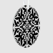 モロッコタイル – 白い背景を持つ黒 オーナメント (正面)