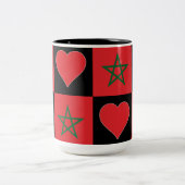 モロッコ国旗ハートパターンおもしろい愛国的モロッコ ツートーンマグカップ (中央)