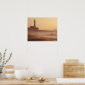 モロッコ、ラバト、夕暮れ時の灯台 ポスター (キッチン)