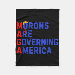 モロンが2024年アメリカおもしろいトランプを支配 フリースブランケット
