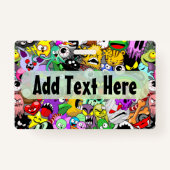 モンスターかわいいキャラクターのハロウィンパターン バッジ (裏面)