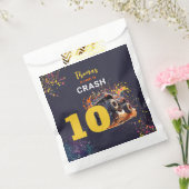 モンスタートラックの暗い誕生日をクラッシュする準備ができている フェイバーバッグ (封をした状態)