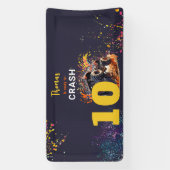 モンスタートラックの暗い誕生日をクラッシュする準備ができている 横断幕 (縦)