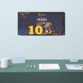 モンスタートラックの暗い誕生日をクラッシュする準備ができている 横断幕 (トレードショー)